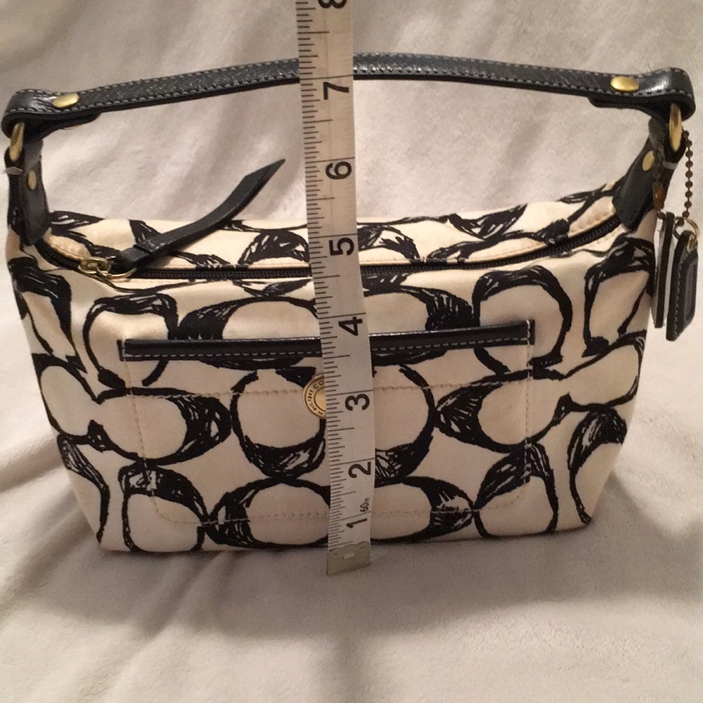 Coach Bag - Picture 4 of 6